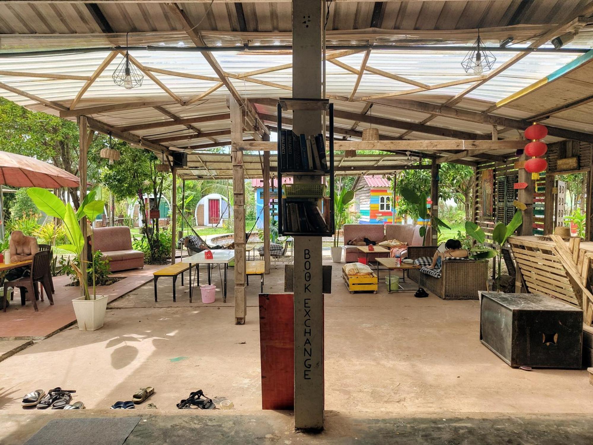 The Bear Bungalow Kampot Exterior foto